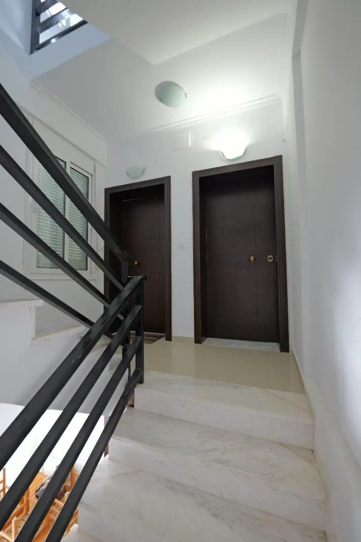 Llamani Apartments Himare