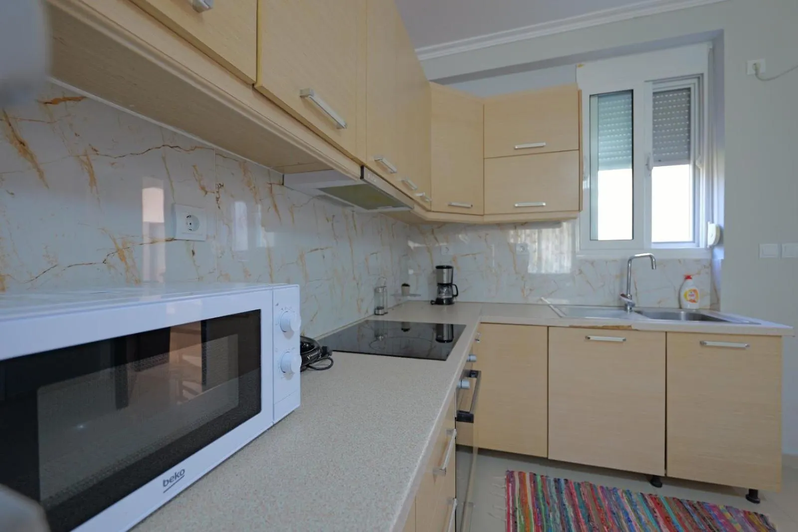 Llamani Apartments Himare 0*,  Albania