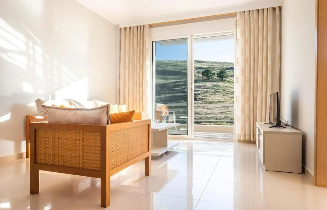 Llamani Apartments Himare 0*,  Albania